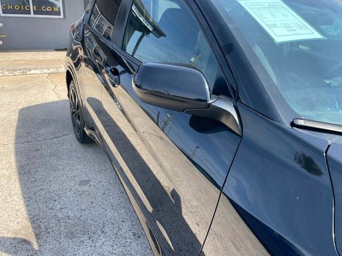 Used 2022 Honda HR-V Sport image 28