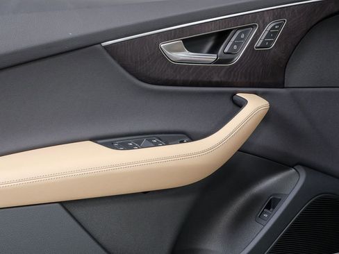 New 2025 Audi Q7 3.0T Premium Plus image 6