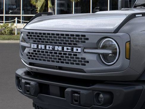 New 2026 Ford Bronco Badlands image 19