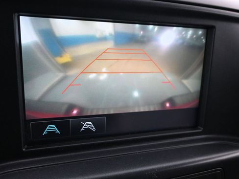 Used 2018 Chevrolet Silverado 1500 Custom w/ Custom Value Package image 14