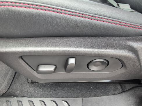 New 2025 Chevrolet Colorado Z71 w/ Technology Package image 17