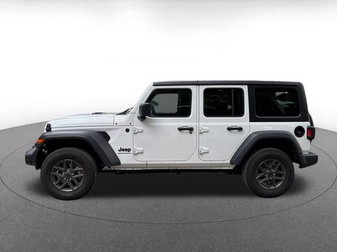 Used 2025 Jeep Wrangler Unlimited Sport AWD/4WD image 8