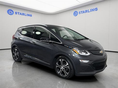 Used 2017 Chevrolet Bolt Premier w/ Driver Confidence II Package image 13