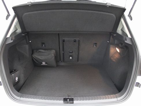 Used 2022 Volkswagen Taos SE image 22