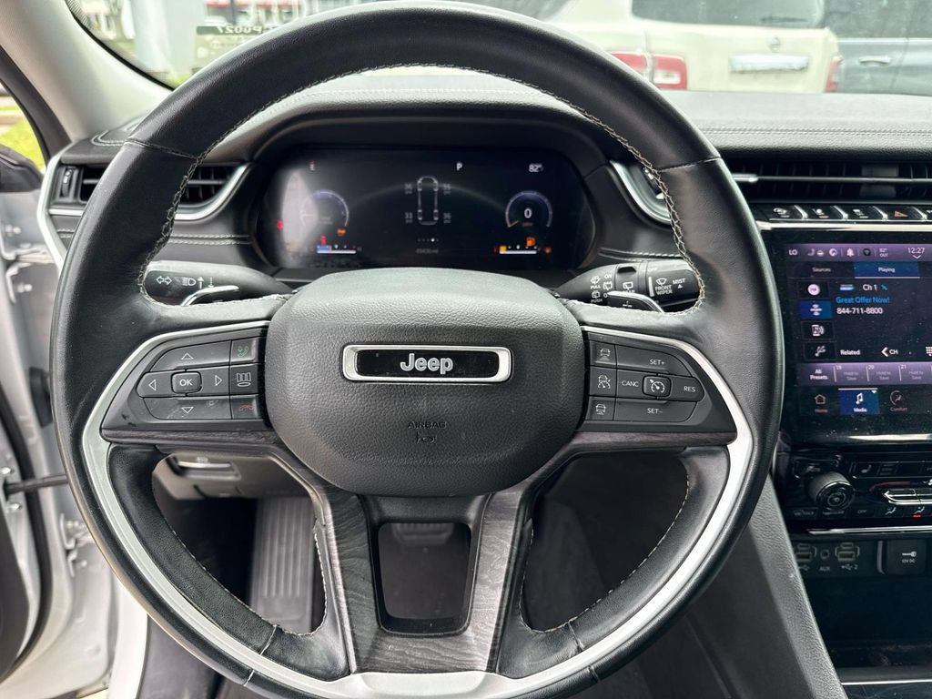 Used 2022 Jeep Grand Cherokee Limited RWD image 20