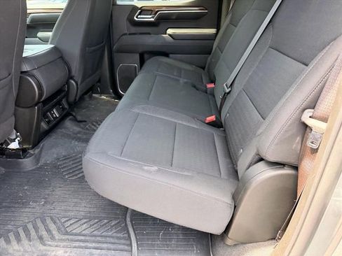 Used 2024 Chevrolet Silverado 1500 LT Trail Boss w/ Protection Package image 9