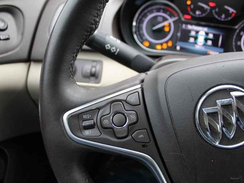 Used 2016 Buick Regal FWD image 16