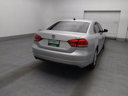 Used 2015 Volkswagen Passat 1.8T Limited Edition FWD image 7
