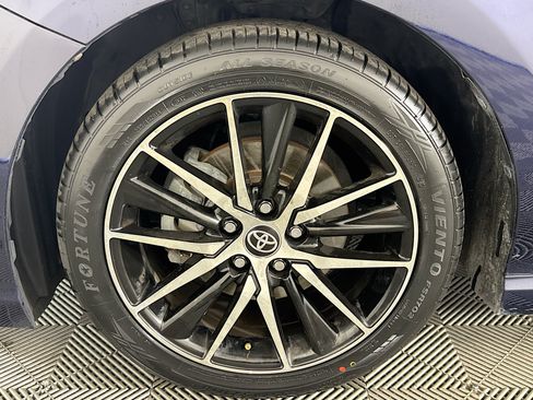 Used 2021 Toyota Camry SE FWD image 35