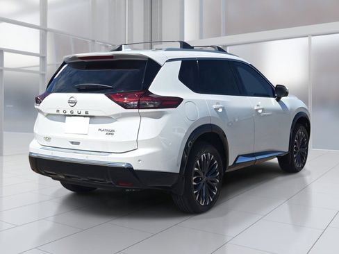 New 2026 Nissan Rogue Platinum w/ Platinum Premium Package image 5