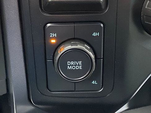 Used 2023 Ford F150 XLT image 28