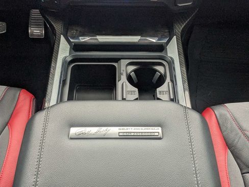 Used 2024 Ford F250 Lariat w/ Lariat Ultimate Package AWD/4WD image 19