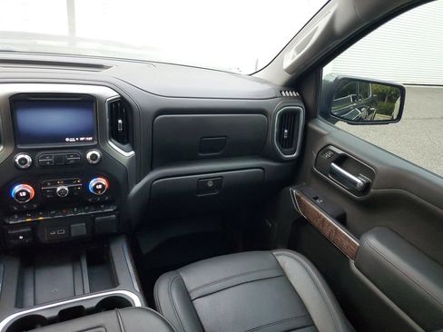 Used 2022 GMC Sierra 1500 Denali w/ Denali Premium Package AWD/4WD image 15