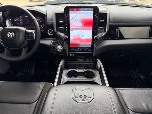 Used 2025 RAM 1500 Laramie w/ Night Edition image 19