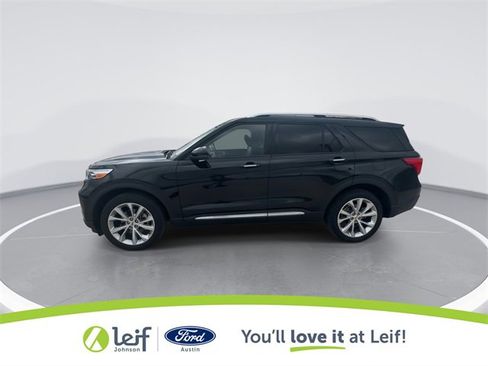 Used 2023 Ford Explorer Platinum w/ Technology Package image 6