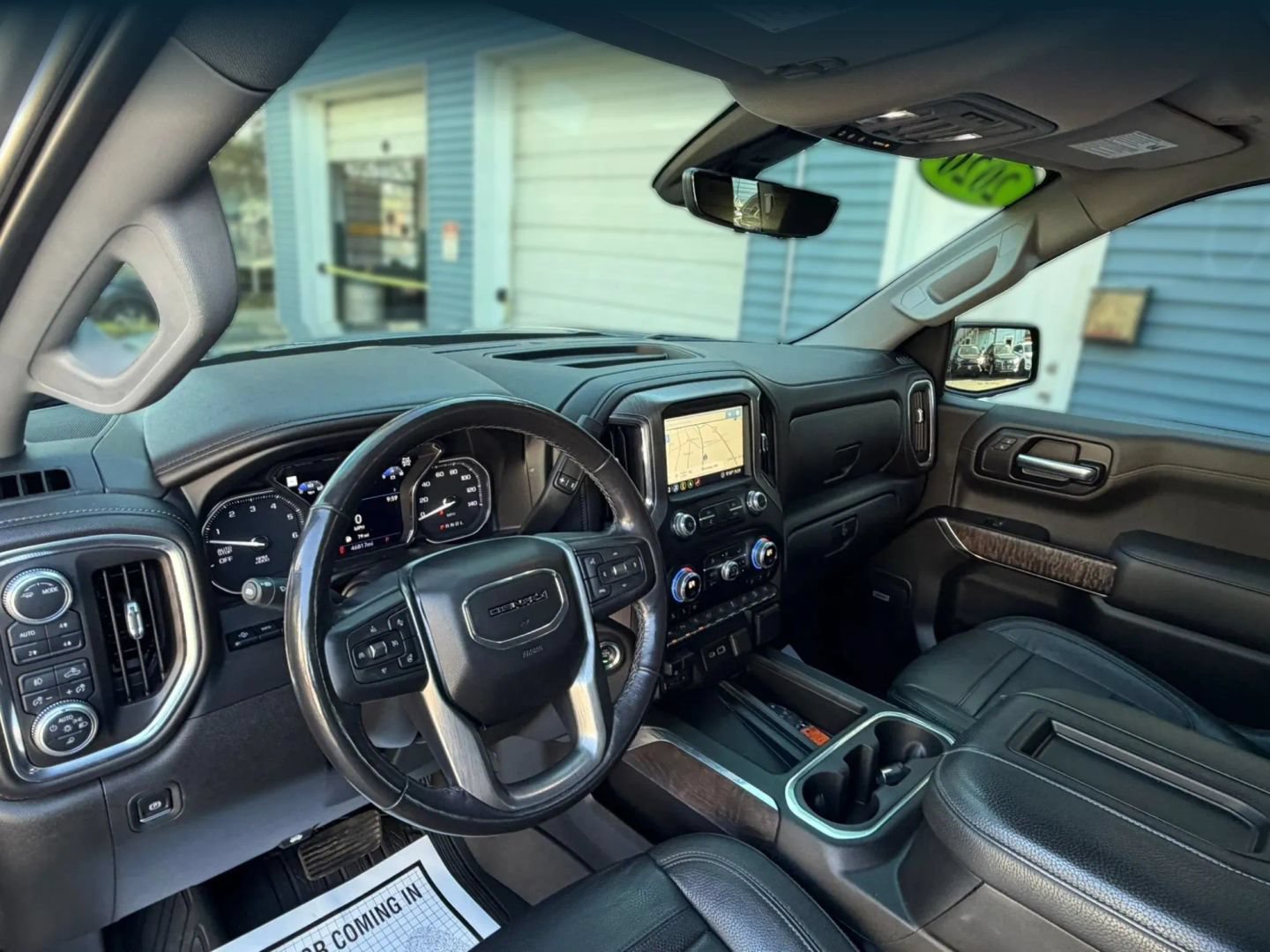 Used 2020 GMC Sierra 1500 Denali w/ Denali Ultimate Package AWD/4WD image 17