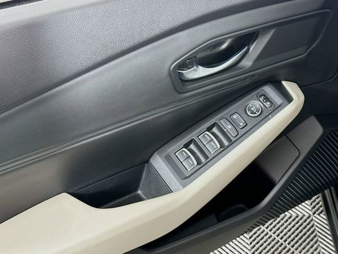 Used 2023 Honda Accord EX image 13