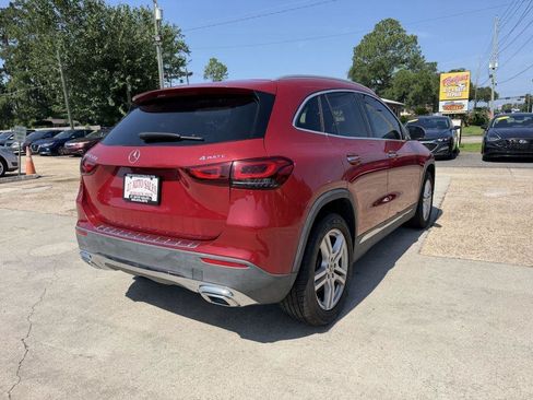 Used 2021 Mercedes-Benz GLA 250 4MATIC w/ Premium Package image 5