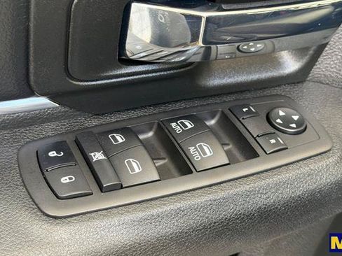 Used 2024 RAM 1500 Warlock RWD image 12