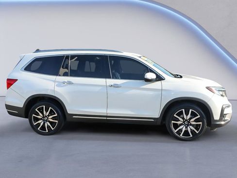 Used 2019 Honda Pilot Touring image 9