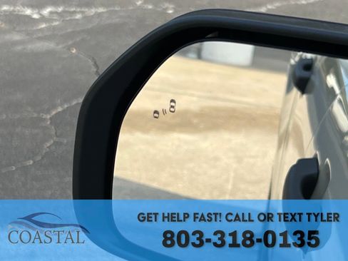 Used 2024 Ford Maverick Tremor w/ Tremor Off-Road Package image 32