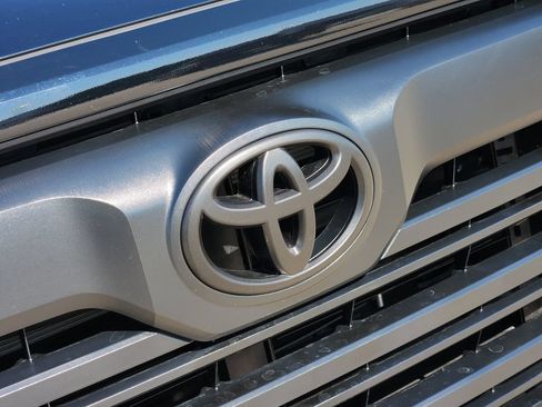 Used 2026 Toyota Tundra SR5 AWD/4WD image 13