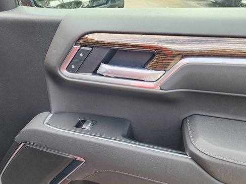 New 2026 GMC Sierra 1500 Elevation image 37