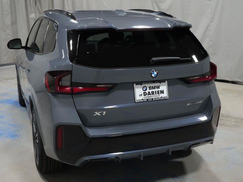 New 2027 BMW X1 xDrive28i AWD/4WD image 18