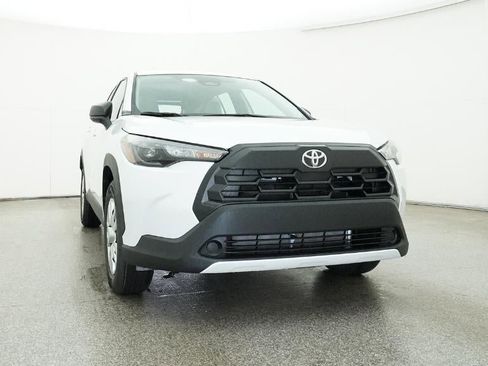 New 2026 Toyota Corolla Cross L image 30