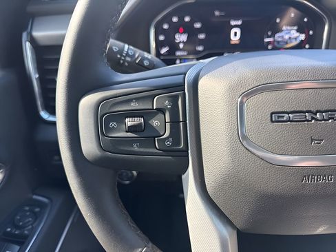 Used 2025 GMC Sierra 2500 Denali w/ Denali Reserve Package image 17