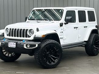 Used 2024 Jeep Wrangler Unlimited Sahara w/ Technology Group video 1
