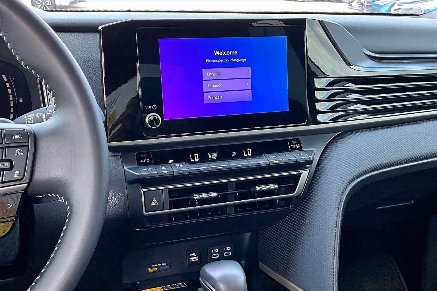 Used 2026 Toyota Camry SE w/ Convenience Package FWD image 7