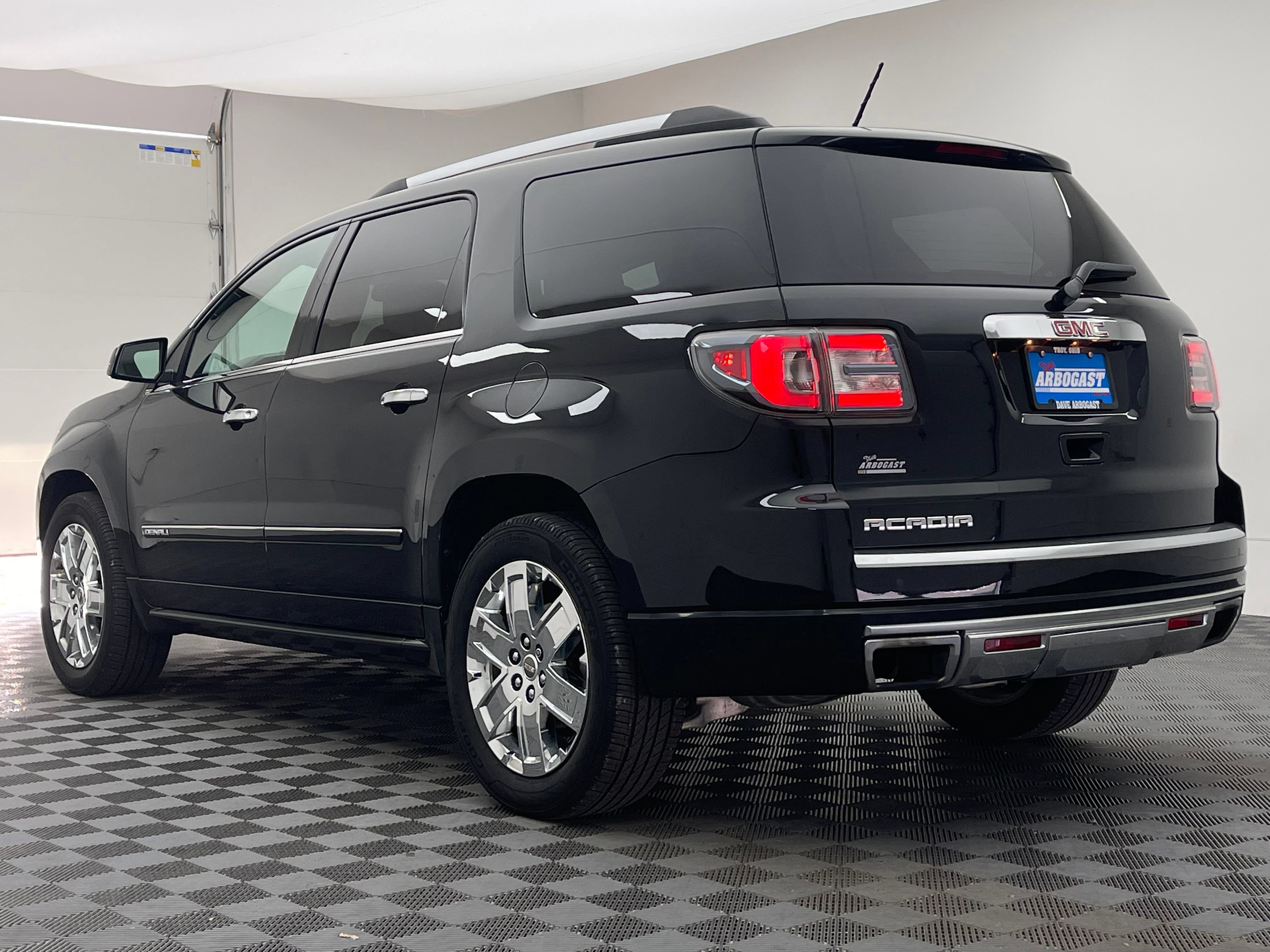 Used 2015 GMC Acadia Denali FWD image 13