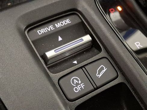 Used 2025 Honda CR-V EX-L image 24