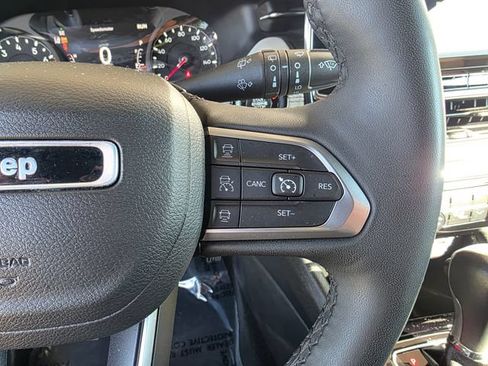 Used 2023 Jeep Compass Limited AWD/4WD image 27