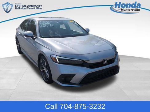 Used 2024 Honda Civic Touring image 1