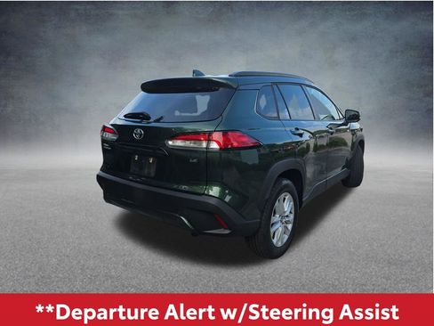 Used 2023 Toyota Corolla Cross LE FWD image 4