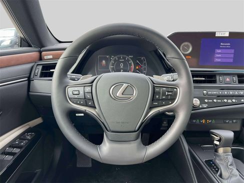 New 2025 Lexus ES 350 w/ Premium Package image 12