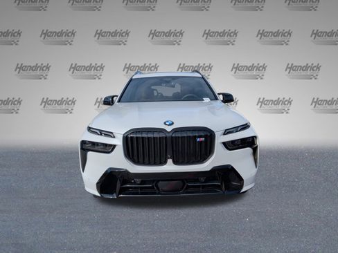 New 2026 BMW X7 M60i image 5