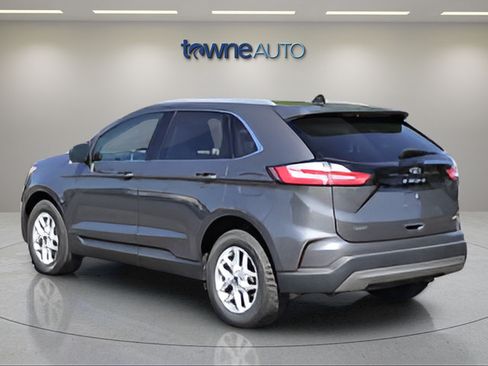 Used 2022 Ford Edge SEL w/ Convenience Package AWD/4WD image 3