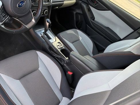 Used 2023 Subaru Crosstrek 2.0i Premium image 6