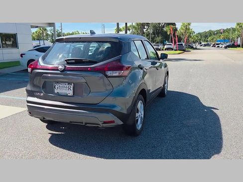 Used 2025 Nissan Kicks Play S FWD image 32