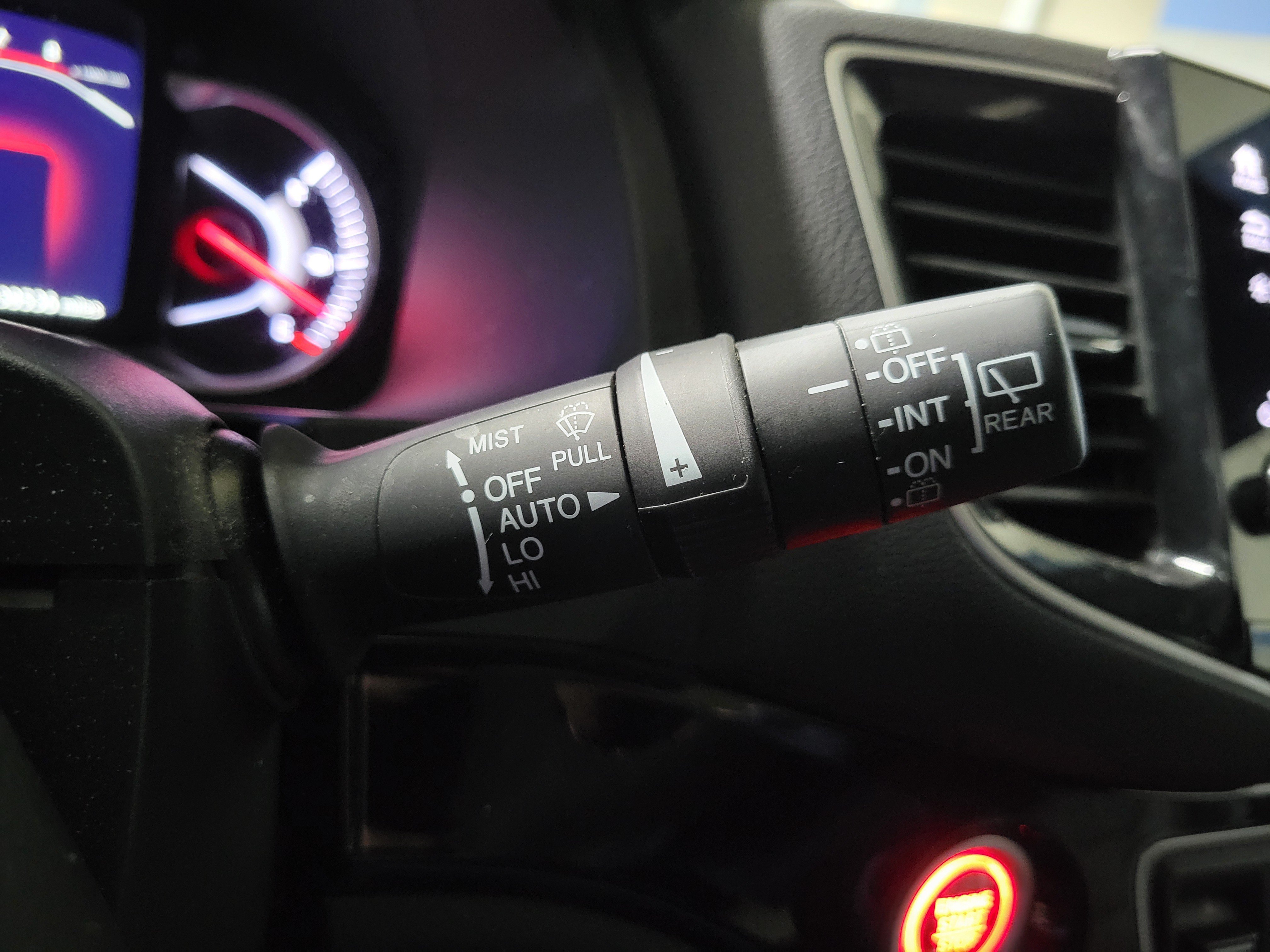 Used 2024 Honda Passport Black Edition image 29