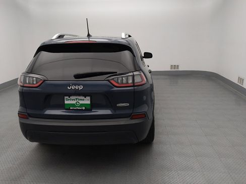 Used 2020 Jeep Cherokee Latitude FWD image 7