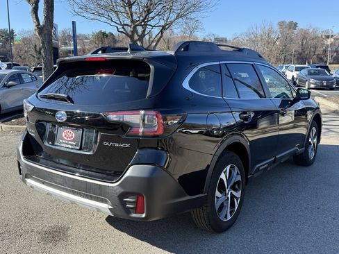 Used 2022 Subaru Outback Limited image 5