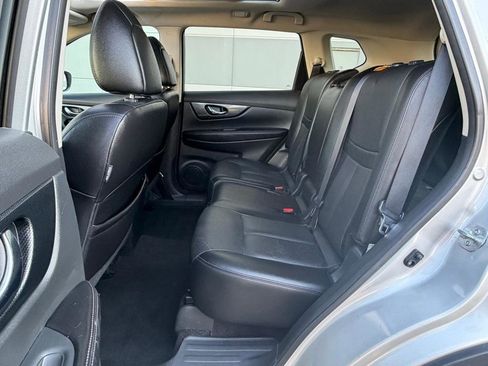 Used 2016 Nissan Rogue SL w/ SL Premium Package image 22