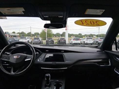 Used 2021 Cadillac XT4 Sport w/ Sun And Sound Package AWD/4WD image 11