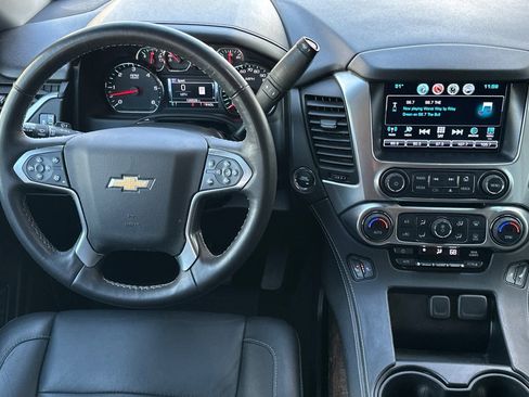 Used 2017 Chevrolet Tahoe LT w/ Luxury Package AWD/4WD image 14
