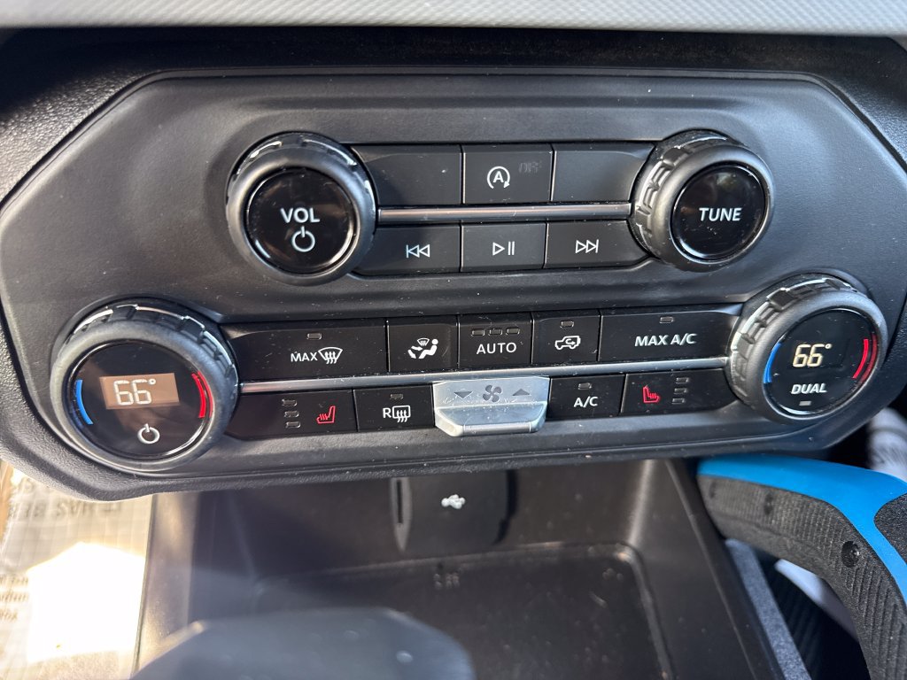 Used 2023 Ford Bronco Black Diamond AWD/4WD image 28