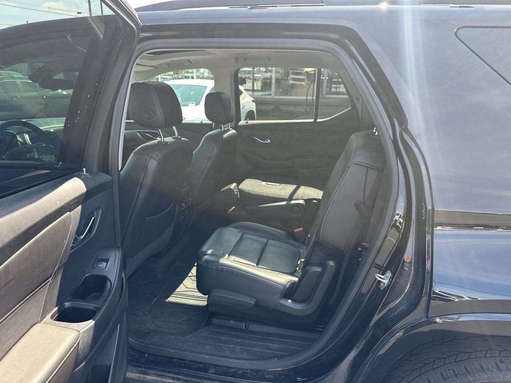 Used 2019 Chevrolet Traverse Premier w/ Redline Edition AWD/4WD image 10